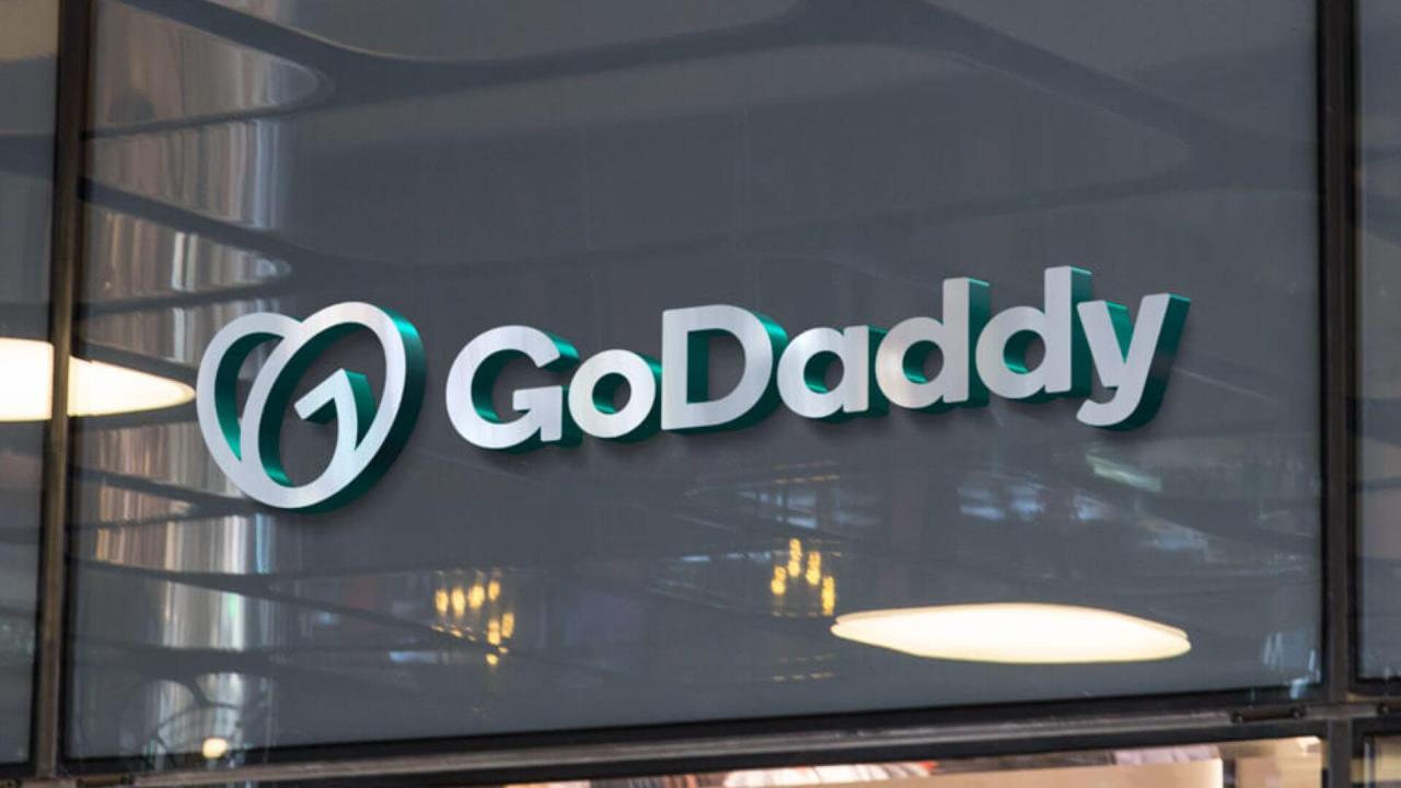 GoDaddy：全球最大的域名注册商之一。 (godaddycom域名注册)-亿动网